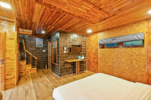 Cedarwood Cottage