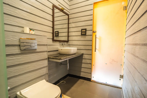 The Barbet - Treehouse