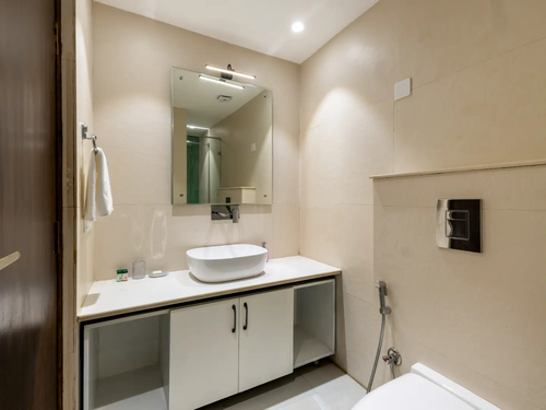 Shukrana 4BHK Luxury Retreat | Mall Road