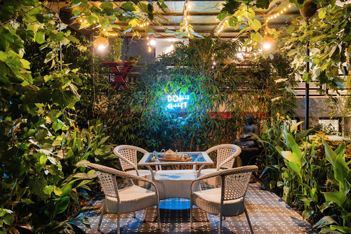 The Magnolia Farm w/ Indoor Pool & Jacuzzi