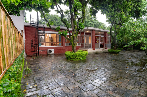 Doon Garden Villa