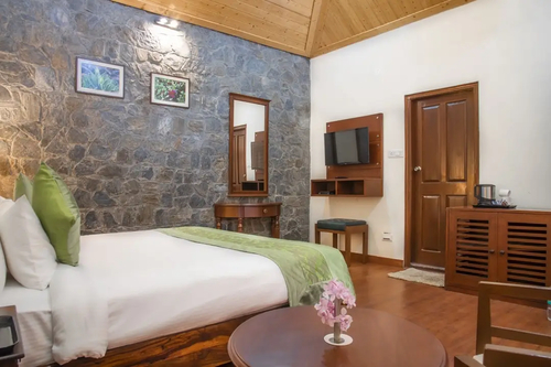 Stone Cottage | Mountain-view | Patio | Kufri