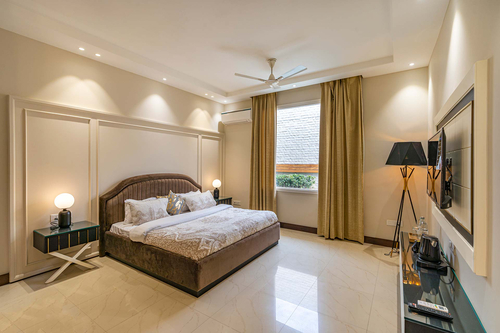 D’Amour w/ Breakfast