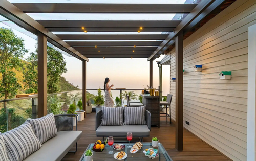 The English Country House | Victorian Suite