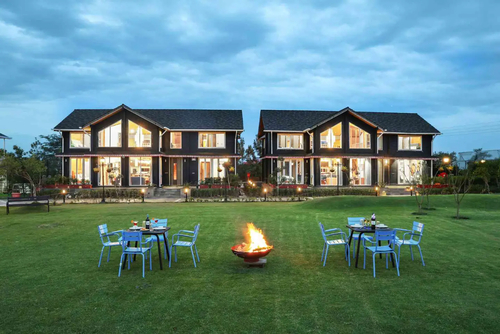 Esh Cottage Birch | Hilltop 4-BHK Retreat with Open-air Jacuzzi, Shared Garden, Pool & Cosy Lounge