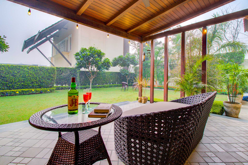 Ekant Villa w/ Outdoor Pool