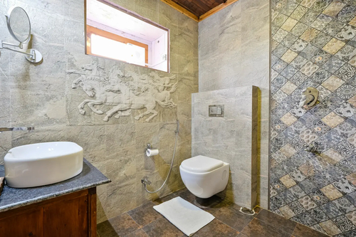 Cedarwood Cottage