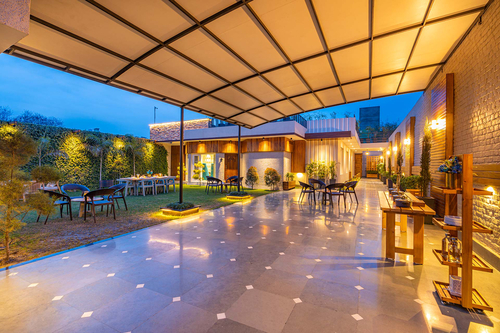 D’Amour w/ Breakfast