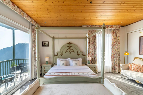 The English Country House | Victorian Suite