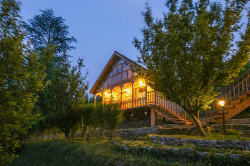 Cedarwood Cottage