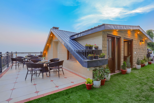 Konifer Greyvine | Hillside 9-BHK Retreat with Attic, Scenic Views, Garden & Outdoor Seating