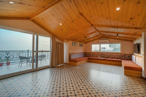 Konifer Greyvine | Hillside 9-BHK Retreat with Attic, Scenic Views, Garden & Outdoor Seating