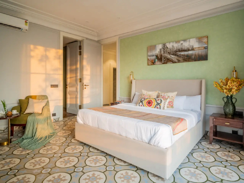 Suntuarios Casa Ivy | 4-BHK | Pvt Pool | Jacuzzi | Gazebo | Lift