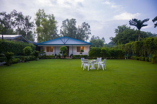 Krishna Manor | 3-BHK Farmhouse With Private Pool & Lush Garden | Near Noida Expressway
