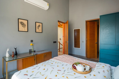 Villa Aarna | Tropical 3-BHK Villa Near Ozran Beach With Private Pool & Lounge Area