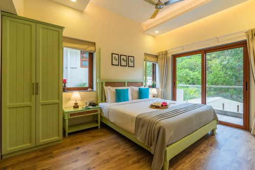 Villa Valerie | Pet-friendly 3-BHK Villa Near Popular Attractions With Pvt Pool & Bar