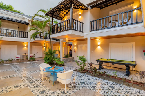 Emperor Ozran | 2-BHK Retreat With Balconies, Restaurant & Bar