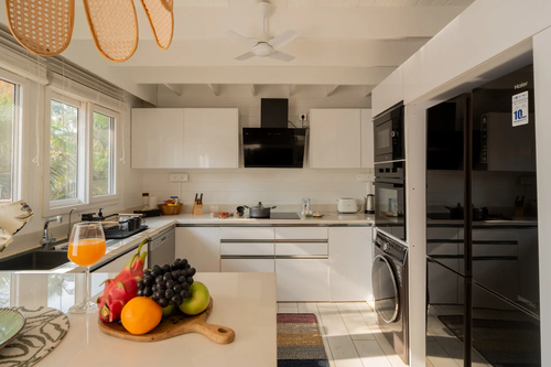 House of Neptune | 3-BHK Retreat with Gazebo & Bar | 10 mtrs from Ashwem Beach
