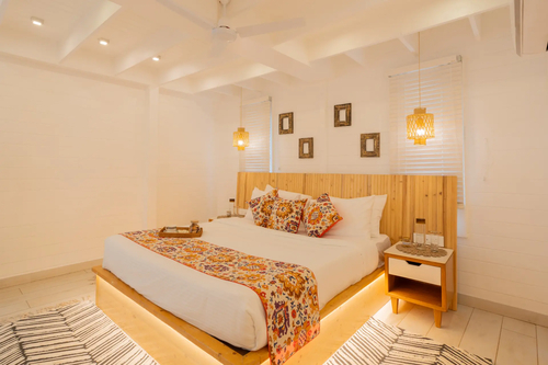House of Neptune | 3-BHK Retreat with Gazebo & Bar | 10 mtrs from Ashwem Beach
