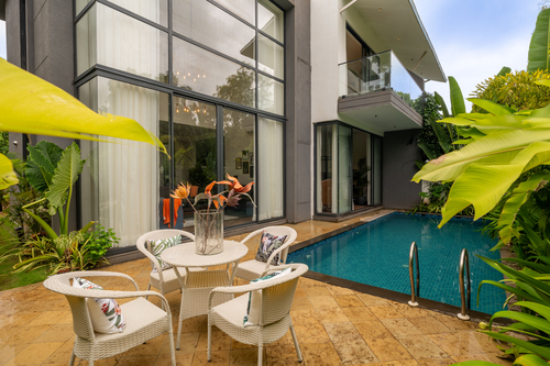 PUro Sol | 3-BHK Villa In a Gated Complex With Private Pool & Bathtub | Near Popular Beaches