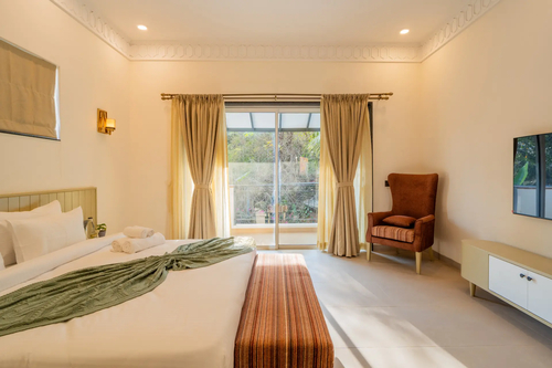 Laguna Aurelia | Luxe 4-BHK Villa Near Popular Beaches With Pvt Pool & Garden 