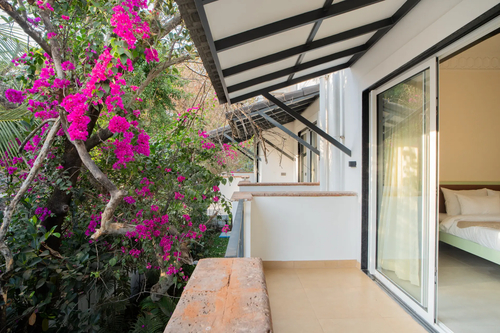 Laguna Aurelia | Luxe 4-BHK Villa Near Popular Beaches With Pvt Pool & Garden 