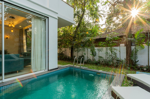 Laguna Camellia | Opulent 4-BHK Getaway Near Popular Beaches With Private Pool, Balcony & Indoor Bar