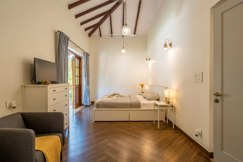 Lumin | 4-BHK | Pvt Pool | Garden | Bar