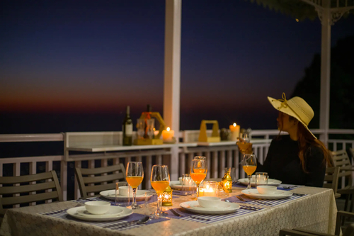 Alpenglow | Pet-friendly 3-BHK Hillside Villa With Garden & Scenic views