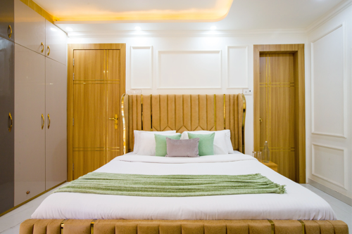  Miyabi Premium Suite | Chic 1-BHK Suite With Common Pool, Terrace & Gym