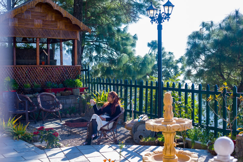 Cliff Side Villa | 3-BHK + Attic | Garden | Gazebo | Balconies | Scenic Views
