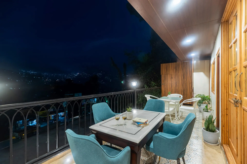 Evaara Woods Breeze | 3-BHK Retreat With Common Garden & Sitting Area
