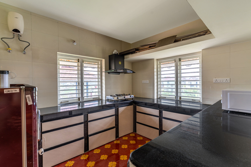 Mihirika’s Nirvana | 5-BHK With Garden, Gazebo, Bonfire Pit & Scenic Views; Near Karnataka Garden