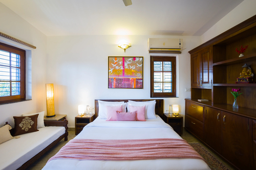 Farm Naturelle | Pet-friendly 3-BHK Farmhouse Near Jim Corbett With Garden, Terrace & Orchards 