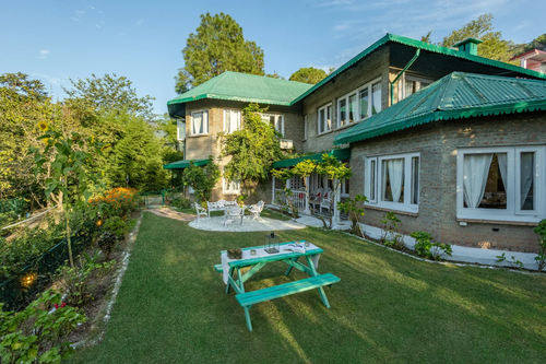 Chalet Vie Villa | 3-BHK | Garden | Pet-friendly 