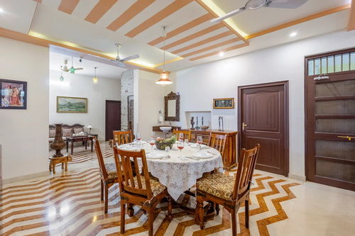 Abhimanyu Mansion Sapphire | 4-BHK Heritage Haveli With Outdoor Dining Area & Garden in City Centre