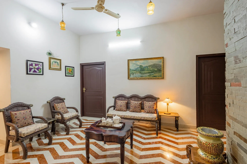 Abhimanyu Mansion Sapphire | 4-BHK Heritage Haveli With Outdoor Dining Area & Garden in City Centre