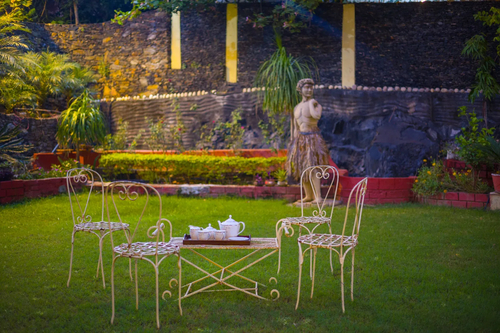 Abhimanyu Mansion Topaz | 2-BHK Haveli | Garden + Sit-Out Area | Central Location