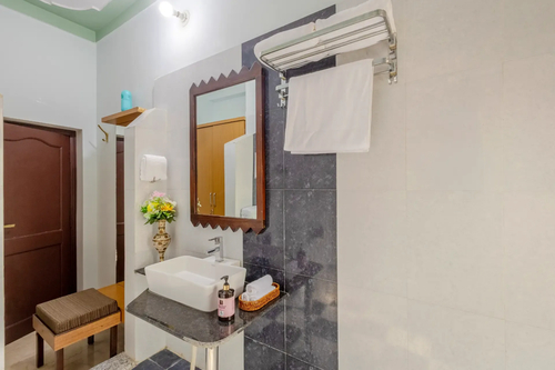 Abhimanyu Mansion Pearl | A 6-BHK Manor With Rajasthani Charm & a Garden In City’s Heart