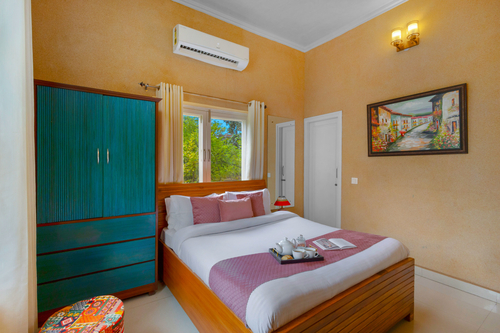 Raha Farms | 2-BHK Pet-friendly Retreat with a Garden, Shared pool, Restaurant, Library, & Game zone