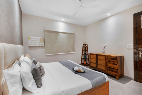 Krishna Manor | 3-BHK Farmhouse With Private Pool & Lush Garden | Near Noida Expressway