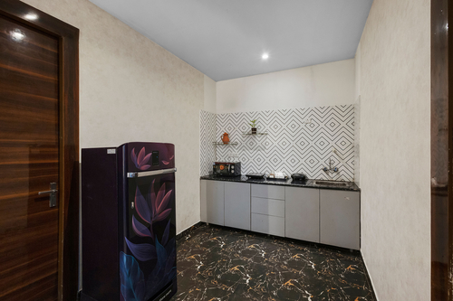 Krishna Manor | 3-BHK Farmhouse With Private Pool & Lush Garden | Near Noida Expressway