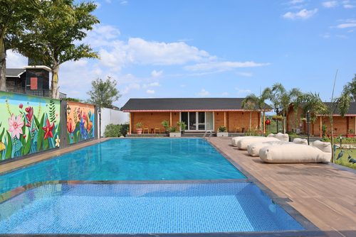 Esh Cottages Birch | Hillside 4-BHK Hideaway With Lush Garden, Common Pool, &  Gaming Zone