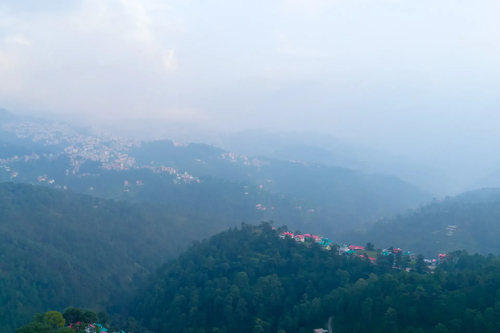 Evaara Woods Hilltop | 6-BHK Getaway With Common Garden & Sitting Area