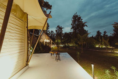 Outdoor sitting area