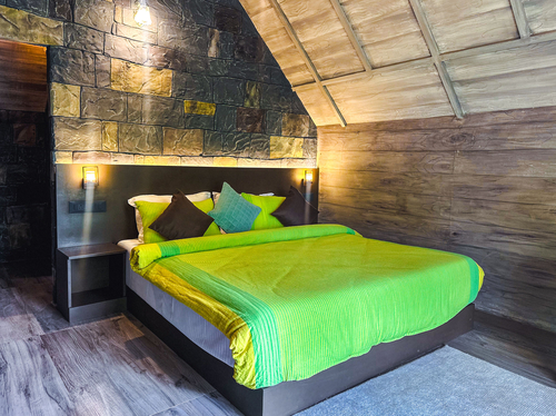 Panchavadi | 10-acre Land With 6 Forest-Facing Rooms, Natural Mountain Pool, Garden & Restro
