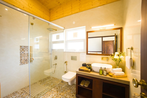 Goldencrest | 6-BHK | Garden | Balconies | Scenic views