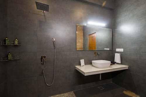 Goldencrest | 6-BHK | Garden | Balconies | Scenic views