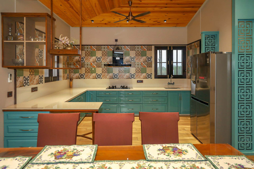 2 Rooms @ Desert Palms