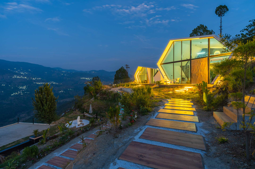 Luna Nova W/ Outdoor Pool - Ranikhet